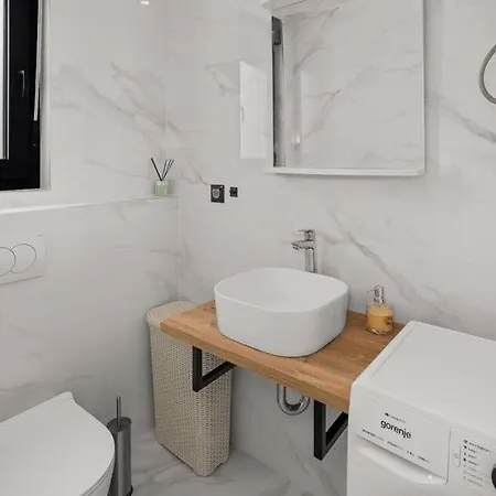 Vitanoa By Guide Žminj