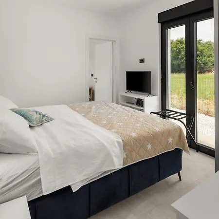 Vitanoa By Guide * Žminj